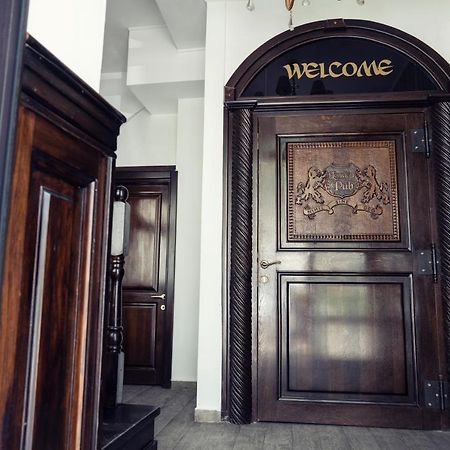 London Apartments Vaslui Eksteriør billede